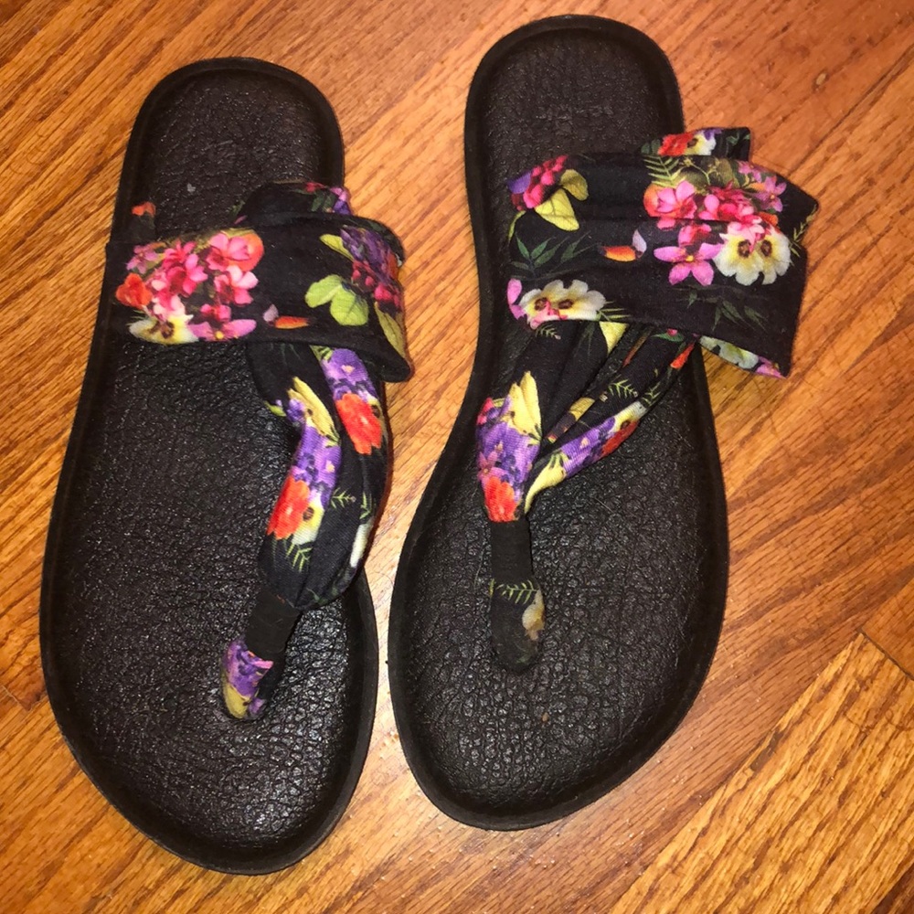Yoga sandals
